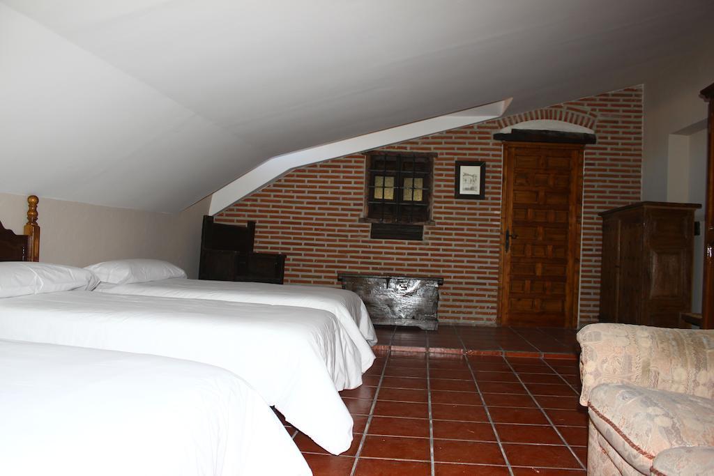 Palacio De Monjaraz Ávila Szoba fotó